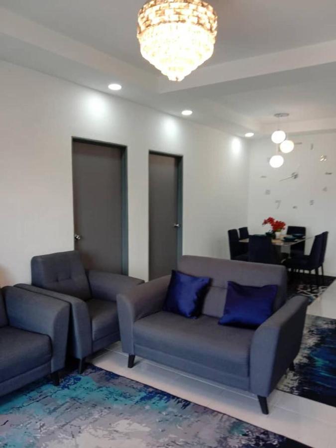 Ramadhina Eagle Eye View Home2Stay Emerald Avenue Brinchang Zewnętrze zdjęcie